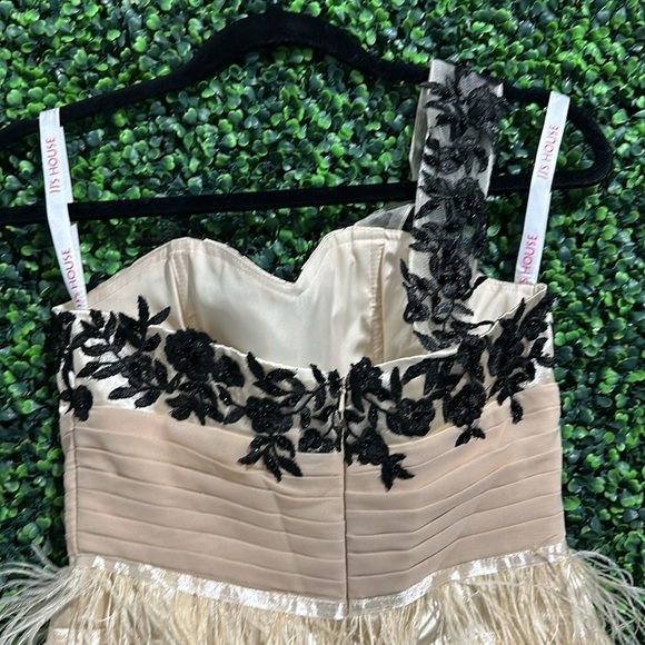 JJ's House Sheath/Column One-Shoulder Feather Cocktail Dress - Picture 7 of 16